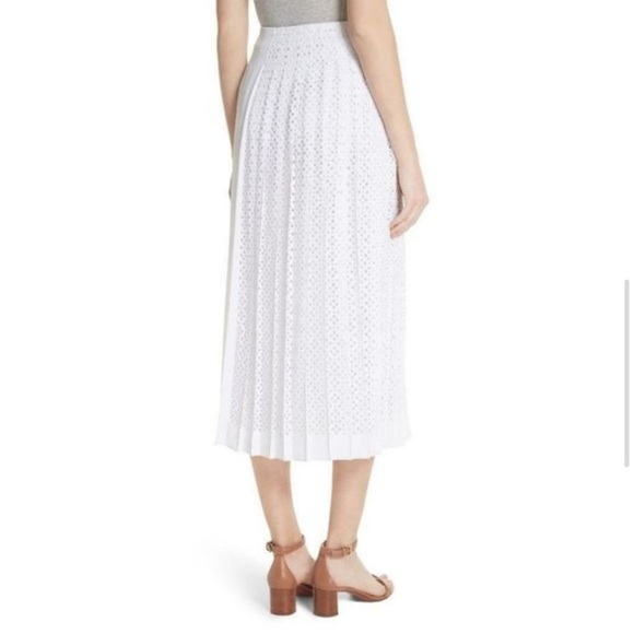 Tory Burch - NWT women’s Carine White Pleated midi skirt side button laser cut 6 - Picture 5 of 12